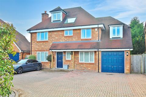 Guildford Road, Woking GU24 4 bed detached house for sale
