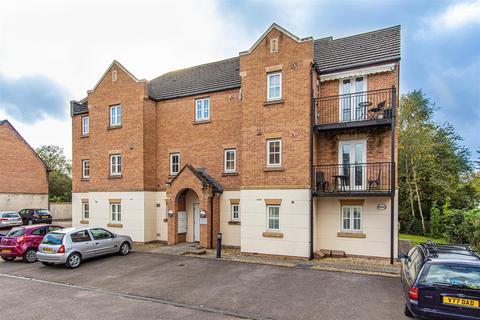 Phoenix Way, Cardiff CF14 2 bed ground floor flat for sale