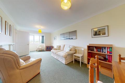 Stanwell Road, Penarth CF64 2 bed retirement property for sale