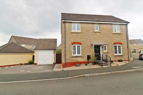 Llanharan CF72 4 bed detached house for sale