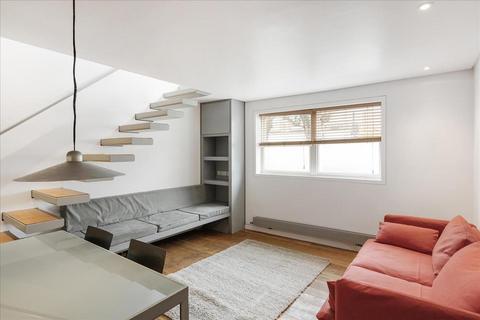 Edgarley Terrace, Fulham, London, SW6 2 bed maisonette for sale