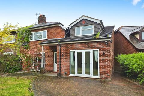 5 bedroom semi-detached house for sale