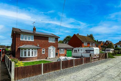 Marlborough Avenue, Tillingham 4 bed detached house for sale
