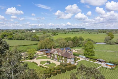 8 bedroom equestrian property for sale