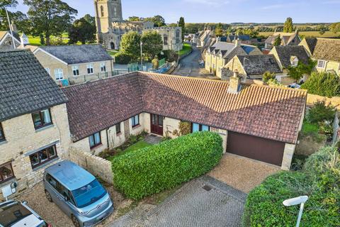 3 bedroom semi-detached bungalow for sale