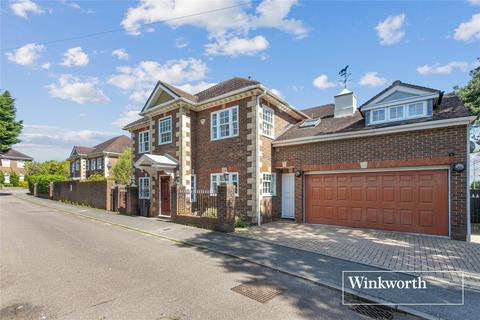 Meadowbanks, Arkley, EN5 5 bed detached house for sale