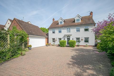 5 bedroom detached house for sale