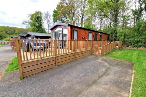 2 bedroom lodge for sale