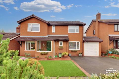 Rugeley WS15 4 bed detached house for sale