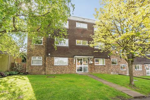 Epsom Court, Berry Lane, Rickmansworth 2 bed apartment for sale