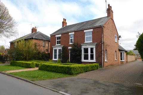 Edinburgh Walk, Holbeach 4 bed detached house for sale