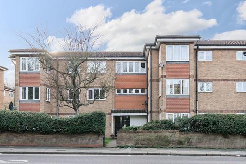 Wickham Lane, Welling 2 bed apartment for sale