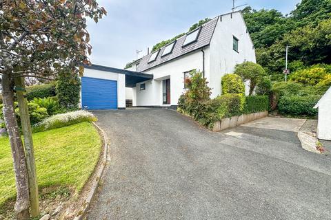 Coed Y Castell, Bangor, Gwynedd, LL57 5 bed detached house for sale