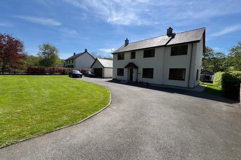 Heol Y Commins, Aberaeron, SA46 4 bed detached house for sale