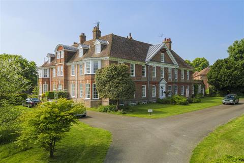 Mystole House, Mystole, Canterbury 3 bed apartment for sale