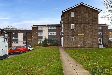 Woodland Avenue, Hutton, Brentwood... 2 bed apartment for sale