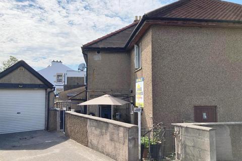 Lancaster Road, Morecambe LA4 4 bed flat for sale