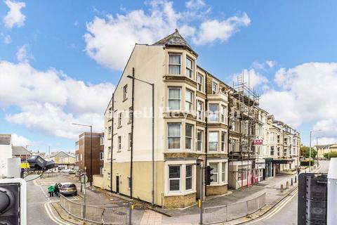 82 Euston Road, Morecambe LA4 2 bed flat for sale