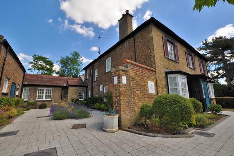 Stanmore Hill, Stanmore HA7 2 bed apartment for sale