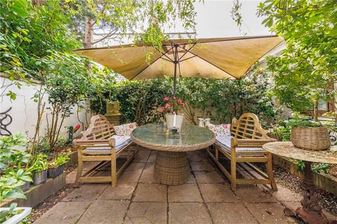 Beaufort Close, Putney, London, SW15 4 bed end of terrace house for sale