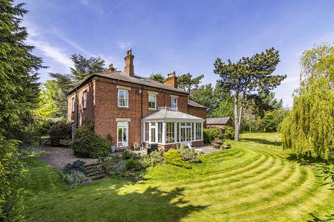 Ollerton Road, Little Carlton NG23 6 bed detached house for sale