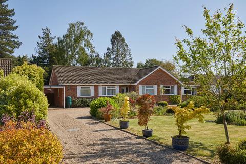 4 bedroom detached bungalow for sale