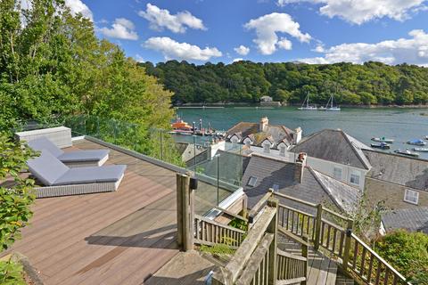 North Street, Fowey 4 bed character property for sale