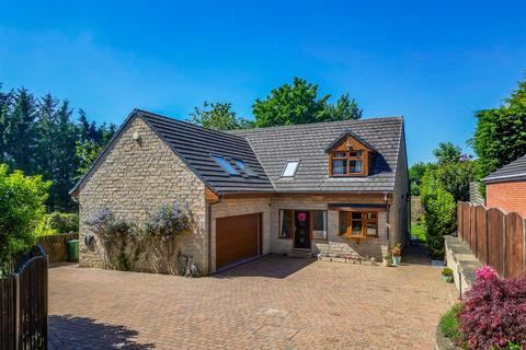 Willow Park, Wakefield WF1 4 bed detached house for sale