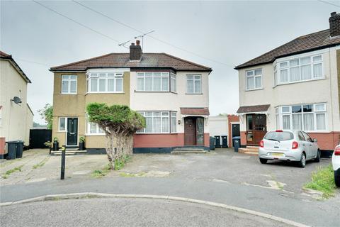 Carisbrook Close, Enfield, EN1 3 bed semi