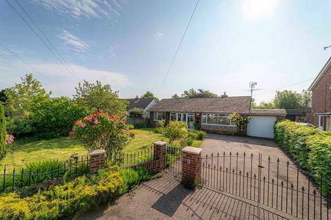 4 bedroom detached bungalow for sale