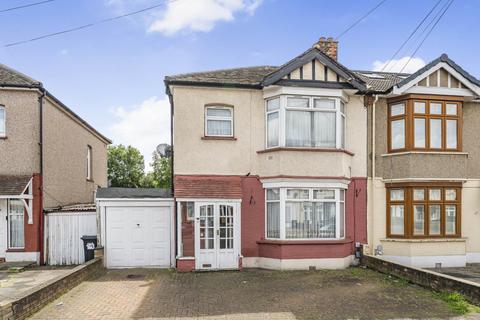 Wards Road, Ilford, Redbridge 3 bed semi