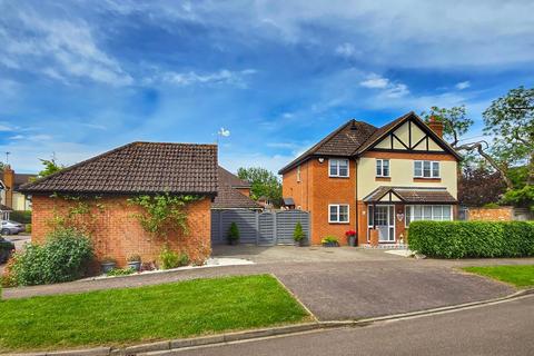 Hedley Way, Maulden, Bedfordshire, MK45 4 bed detached house for sale