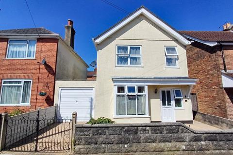 Balston Road, Parkstone, Poole... 3 bed detached house for sale