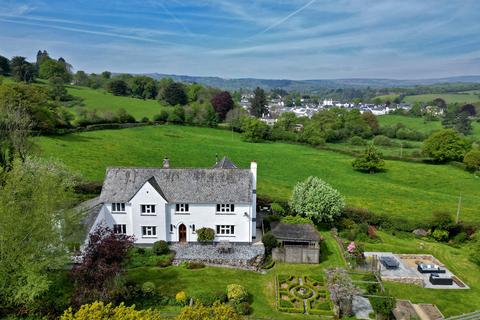 Chagford, Newton Abbot, Devon, TQ13 5 bed detached house for sale