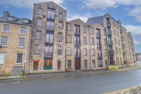 St. Georges Quay, Lancaster LA1 2 bed flat for sale