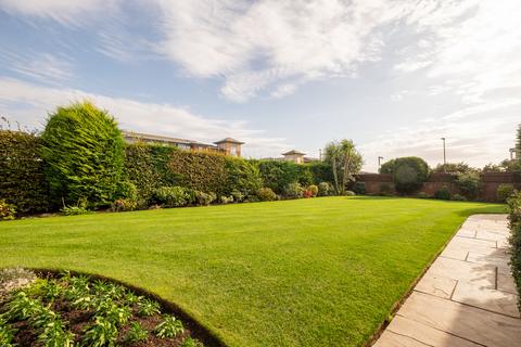 King Edward Avenue, Lytham St. Annes... 4 bed detached house for sale