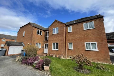 Heather Close, Thornton FY5 1 bed flat for sale