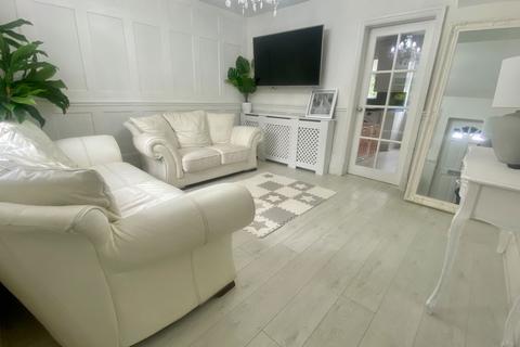 Brook Street, Cheadle 2 bed terraced house for sale