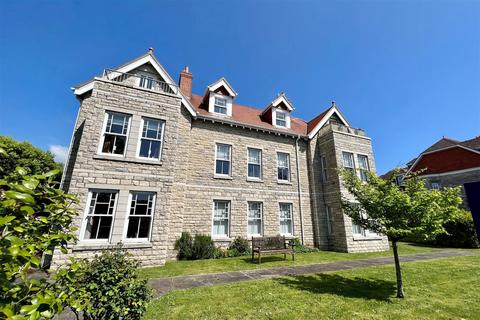 Gilbert Road, Swanage 2 bed penthouse for sale