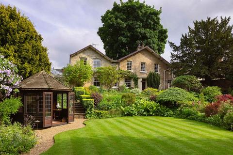 High Street, Wetherby LS23 6 bed detached house for sale