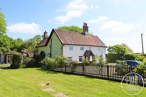 Southburgh Road, Cranworth, Thetford 5 bed detached house for sale