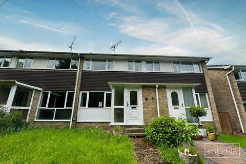 Southampton SO18 3 bed terraced house for sale