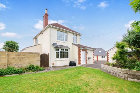 Detached House with two annexe buildings 4 bed bungalow for sale
