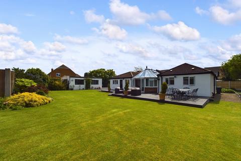 Upper Wick Lane, Rushwick, Worcester... 3 bed bungalow for sale