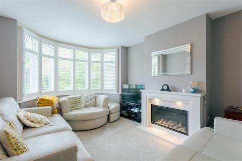Stapylton Avenue, Harborne... 4 bed house for sale