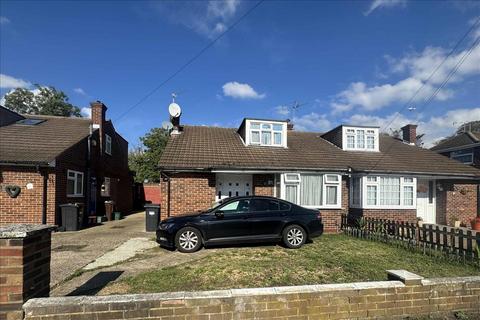 Mill Way, Feltham, Middlesex, TW14 3 bed semi
