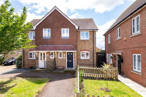 Sanderling Way, Iwade, Sittingbourne... 3 bed semi