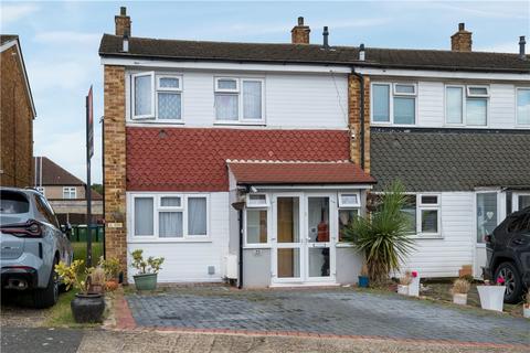 Dorothy Evans Close, Bexleyheath, Kent 4 bed semi