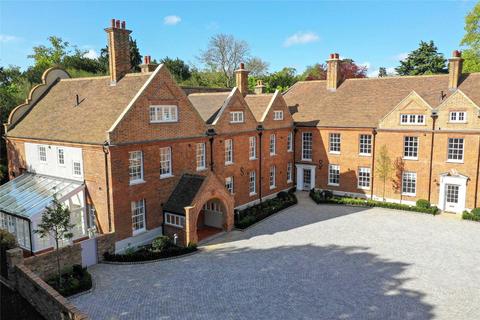 Totteridge Common, Totteridge 4 bed townhouse for sale