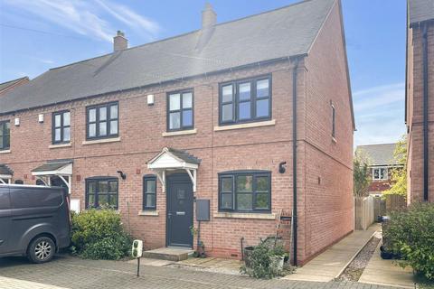 Westham Lane, Barford 3 bed end of terrace house for sale